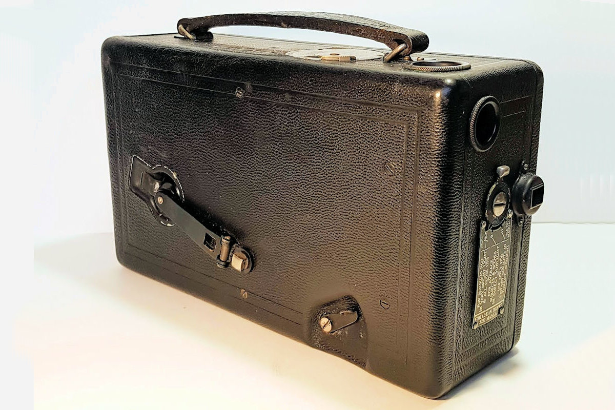 Camera Cine-Kodak Modl B - 1925